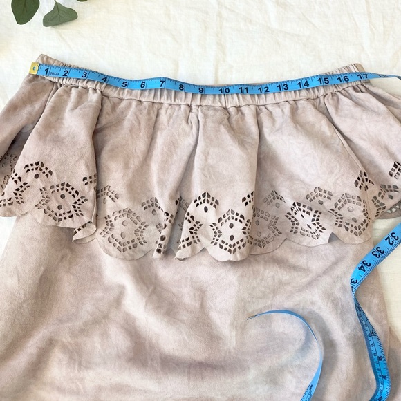 LaMarque Renuka Off-The-Shoulder Suede Top in Lilac - Picture 7 of 13